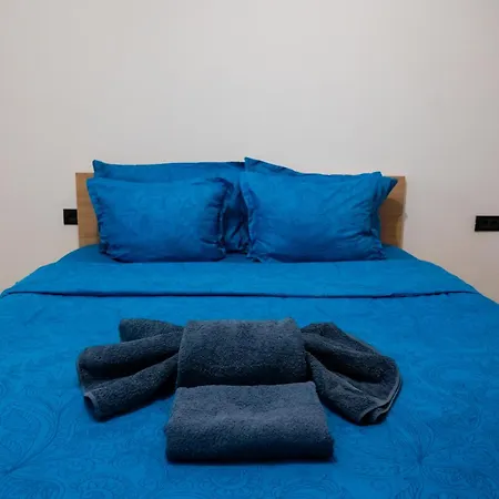 Apartment Plaza 7 *